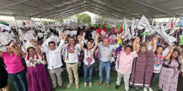 Claudia Sheinbaum se proclama ganadora de la encuesta