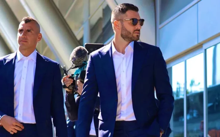 André-Pierre Gignac deslumbra en la ceremonia del Balón de Oro con su elegante traje