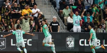 Club León se Corona Campeón de la Concachampions en una Emotiva Final