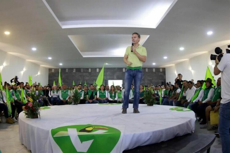 Manuel Velasco corcholata del PVEM, Pide Reubicar Refinería de Cadereyta