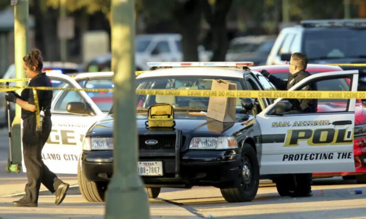 Asesinan a balazos a sujeto en centro comercial de San Antonio, Texas