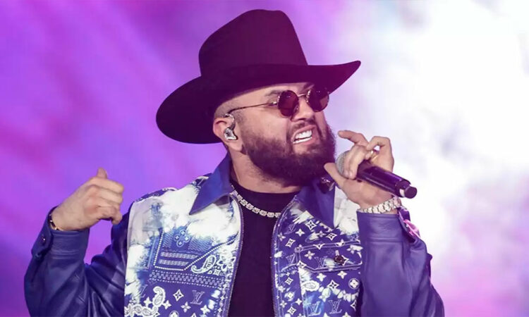 Carin León Lanza Movimiento en Contra de la Denominación ‘Música Regional