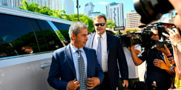 Nuevo acusado en caso Trump comparece ante el juez por documentos clasificados