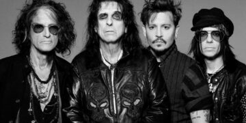 Johnny Depp sorprende a sus seguidores con un concierto en Manchester junto a su banda