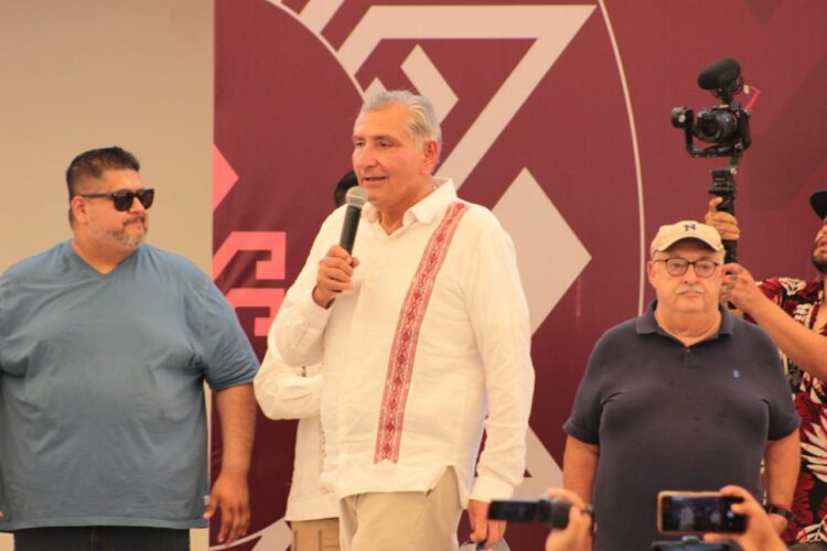 Adán Augusto anuncia denuncia por despensas entregadas durante su visita a Reynosa