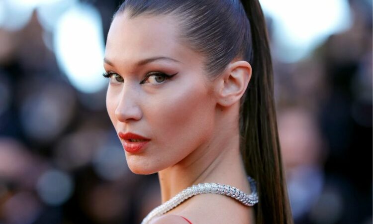 Bella Hadid Revela su Lucha Contra la Enfermedad de Lyme
