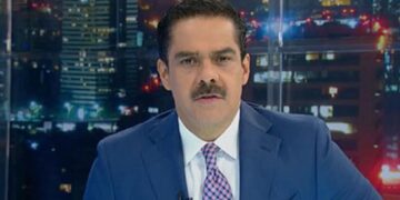 Javier Alatorre critica libros de texto de la SEP por supuesta ideología comunista