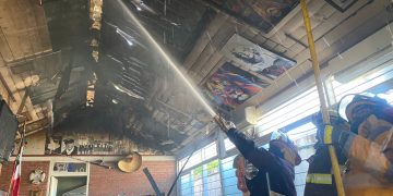 Se incendia restaurante en la zona centro de Ciudad Victoria