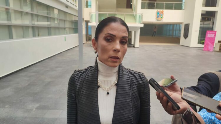 Diputada panista sancionada afirma haber pagado un año de cuotas