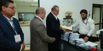 Presentan otras siete denuncias en contra de ex funcionarios públicos