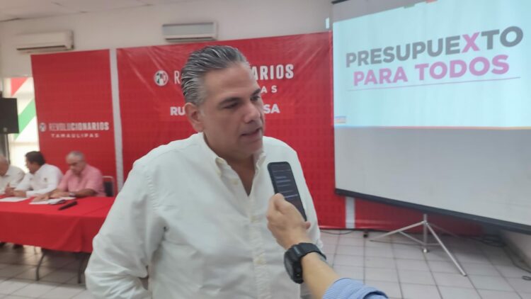 Planea PRI repartir candidaturas entre sus cuadros más populares