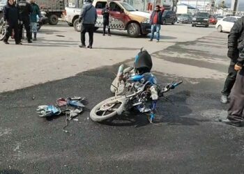 Repartidor termina gravemente lesionado