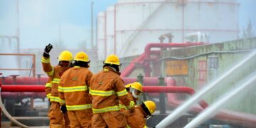 PEMEX Rinde un Emotivo Homenaje a sus Valientes Bomberos. Eduardo Padilla Yebra