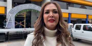 Celebran el día de muertos en Plaza Juárez