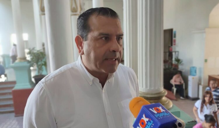 Llama Hugo Reséndez a no politizar el corte de agua en Ciudad Victoria