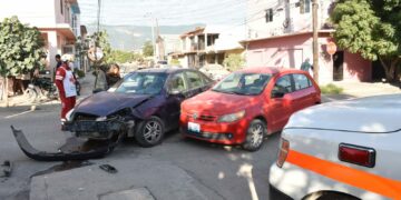 Choca madre de familia en el 22 Olivia Ramírez