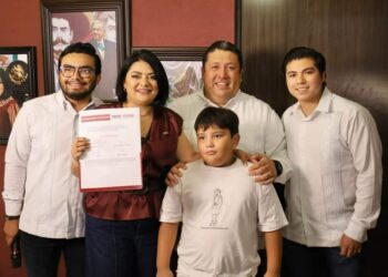 Se registra Úrsula Salazar Mojica como aspirante a la alcaldía de Tampico