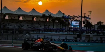 Checo Pérez queda en quinto en la practica libre