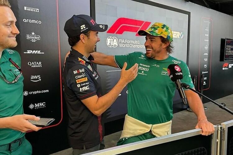 Checo Pérez y Fernando Alonso regresan la emoción a la Fórmula 1