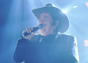 Conoce al cantante de musica norteña Eliseo Robles