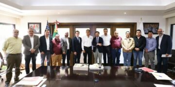 Acuerdan Américo y grupo azucarero Pantaleon fortalecer Ingenio El Mante