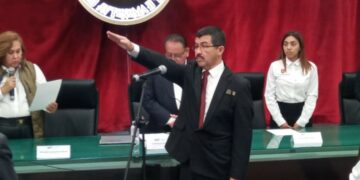 Rinde protesta Damaso Anaya como Rector interino de la UAT