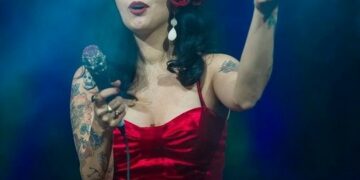 Mon Laferte anuncio conciertos en México