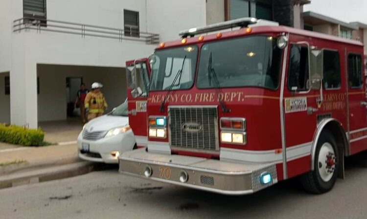 Fuga de gas en bóiler moviliza al cuerpo de bomberos
