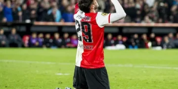 Santiago Giménez, el mexicano más valioso en la historia