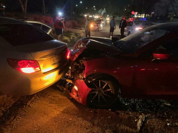Chocan en la carretera antigua a Mante