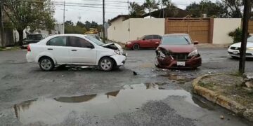 Fuerte choque en el 6 Anaya