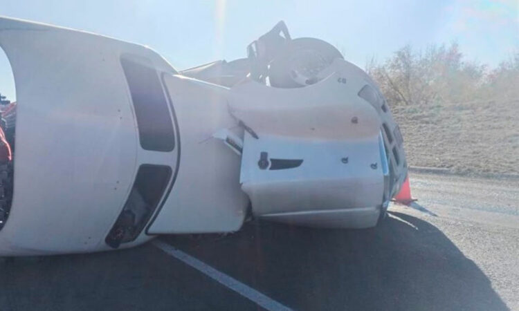 Viento causa volcaduras