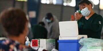 Tiene Tamaulipas suficientes vacunas para Covid e Influenza