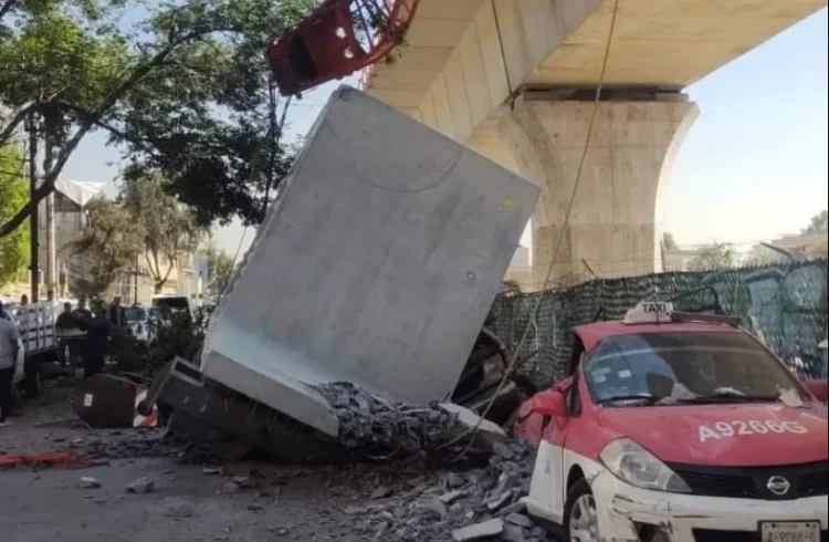 Hombre a punto de morir aplastado por estructura del tren interurbano México-Toluca