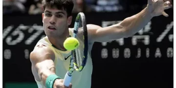 Carlos Alcaraz pasa a los octavos en el Australia Open