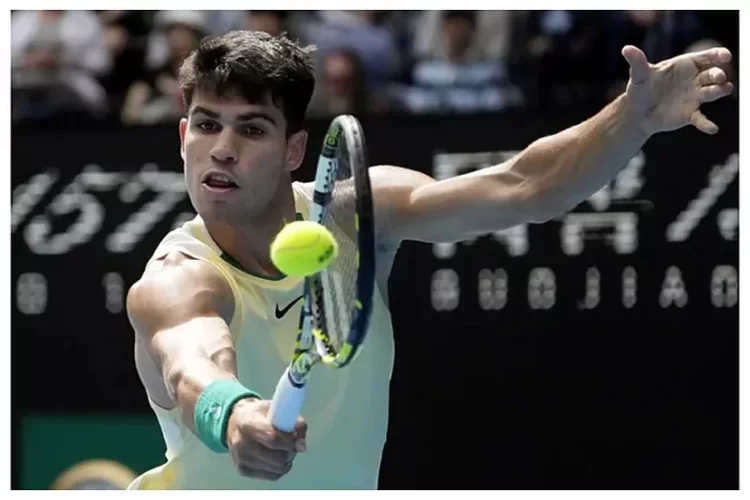 Carlos Alcaraz pasa a los octavos en el Australia Open