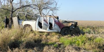 Vuelca patrulla de Guardia Estatal y pierden la vida dos elementos