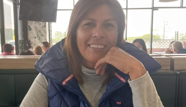 Conoce a Perla Reséndez periodista con más de 30 años de trayectoria