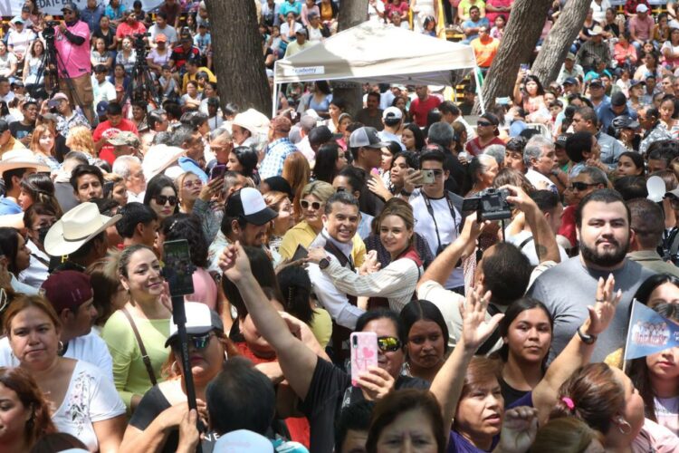 Victorenses disfrutan junto al alcalde Lalo Gattás y su esposa Lucy de Gattás del tradicional  San Marcazo 2024