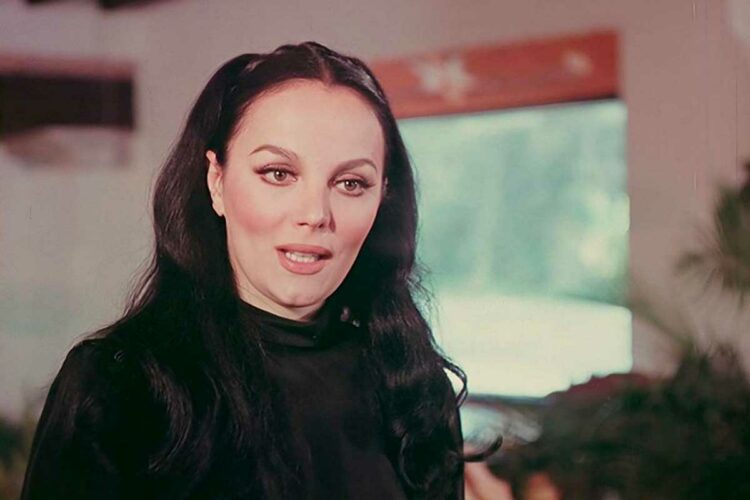 Quien es Sasha Montenegro: Actriz y vedette italomexicana