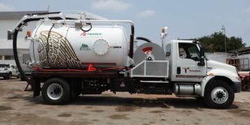 Recibe COMAPA Victoria nuevo camión Vactor
