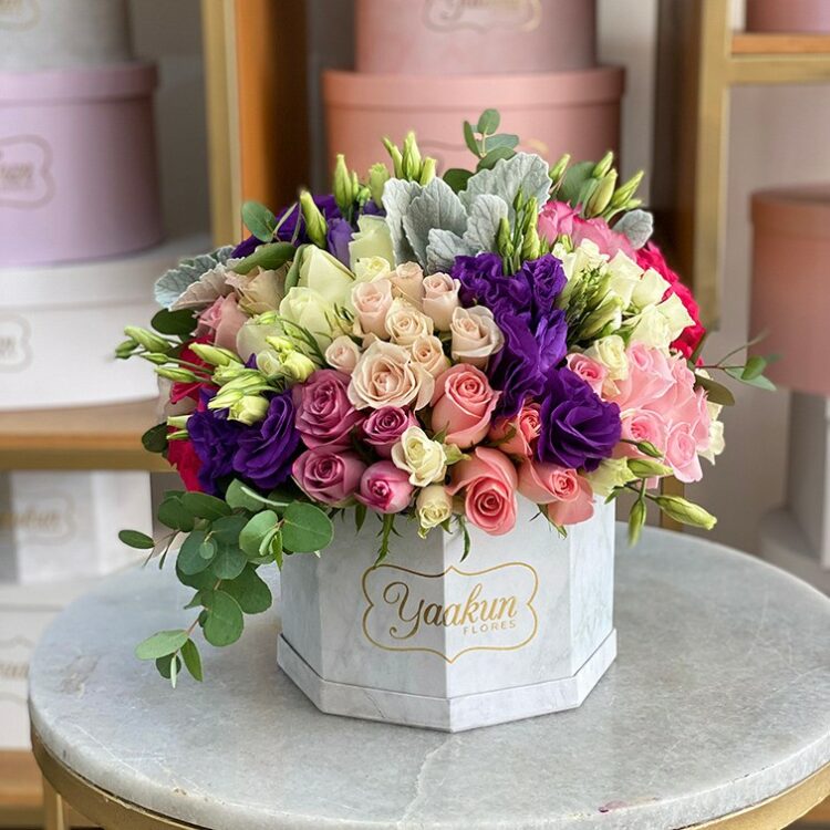 ¿Canastas o floreros para tu arreglo floral?