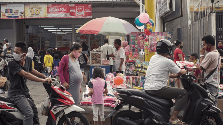 Apagones afectan a comerciantes en el centro de Matamoros