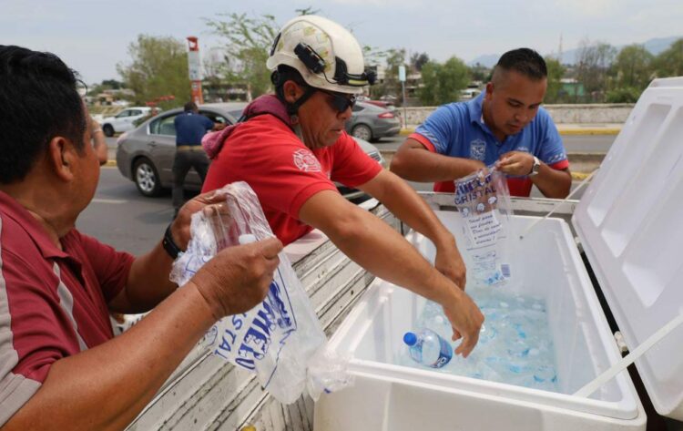 Activa PC Victoria operativo de hidratación ante ola de calor.
