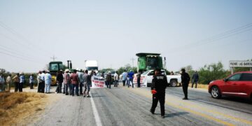 Reportan cierre parcial de Carretera Victoria-Matamoros a la altura de San Fernando