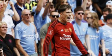 Manchester United vence al City y levanta la FA Cup