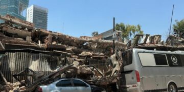 Colapsó la estructura de "El Patio" en el centro nocturno de CDMX