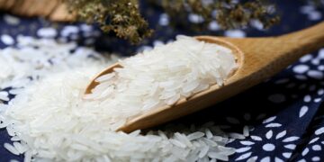 beneficios-del-agua-de-arroz-para-tu-cabello