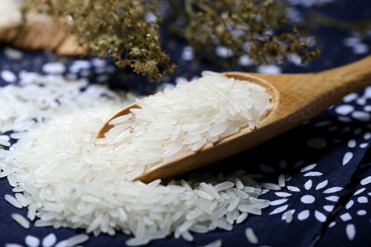 beneficios-del-agua-de-arroz-para-tu-cabello
