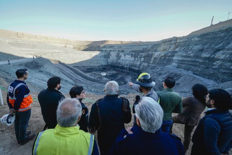 Gobierno de México informa a familiares de las víctimas de la Pasta de Conchos sobre el hallazgo